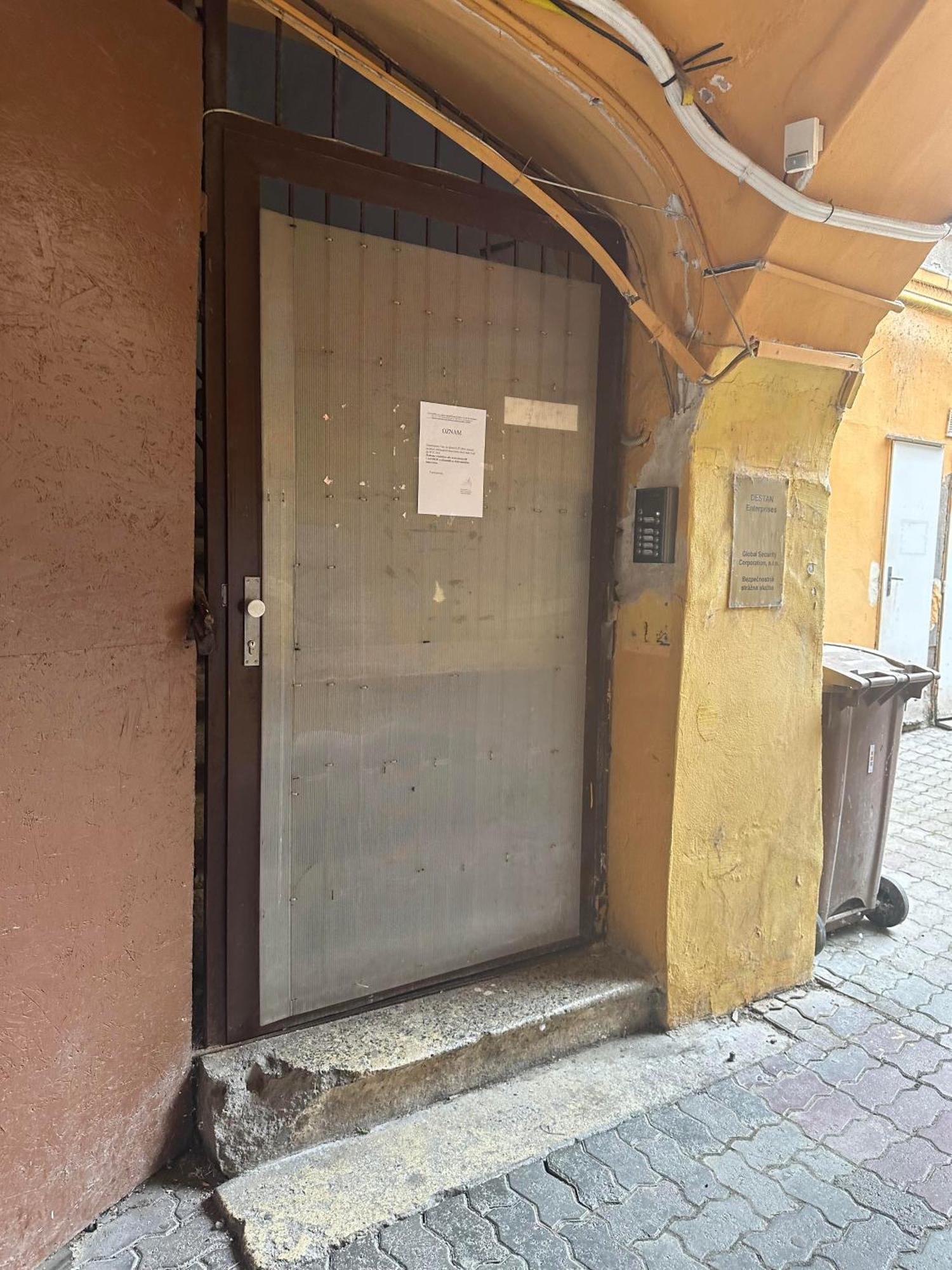 C Private Room In City Center In Bratislava Exterior photo